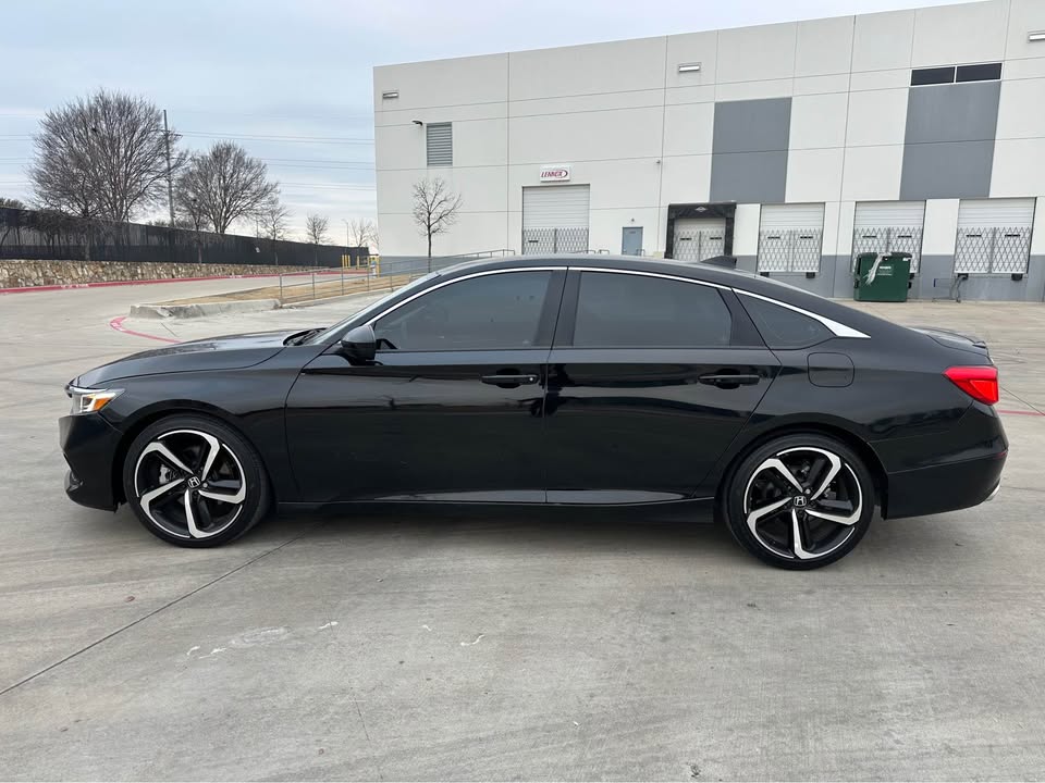 
								2022 Honda Accord Sport SE full									
