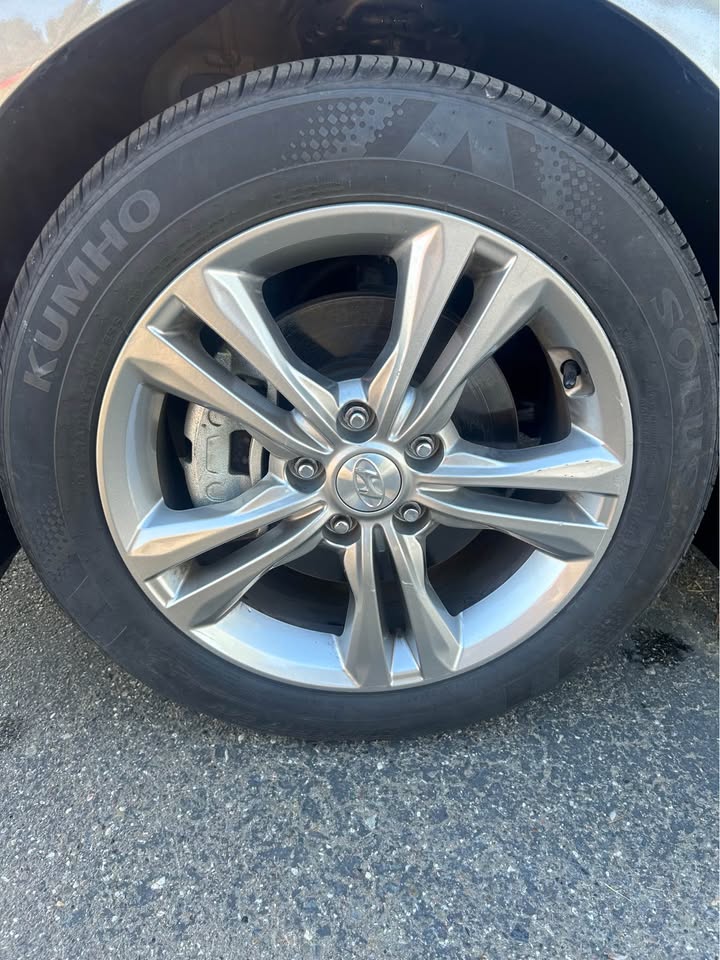 
								2019 Hyundai sonata SEL full									