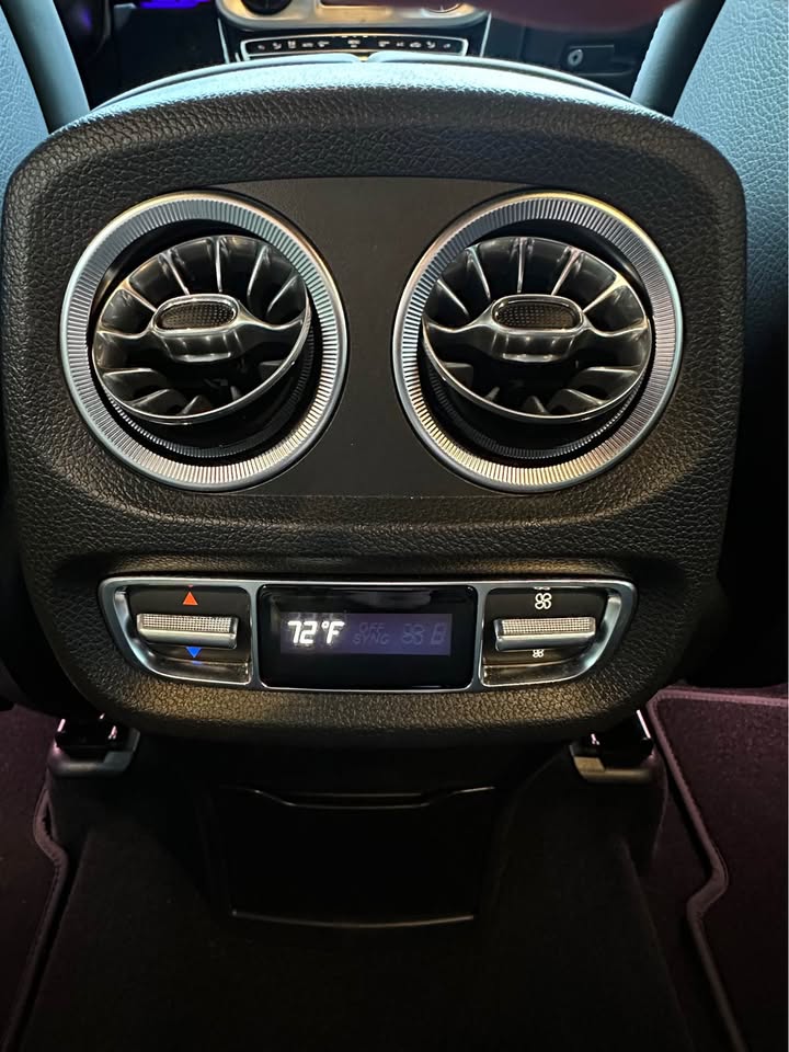 
								2024 Mercedes Benz G63 AMG. full									