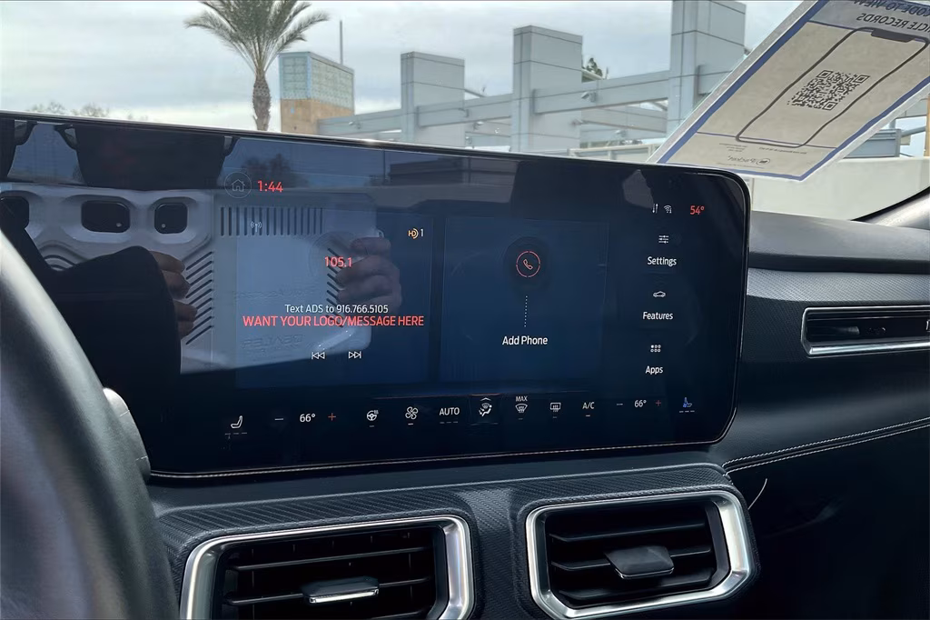 
								2024 Ford Mustang GT Premium Coupe full									