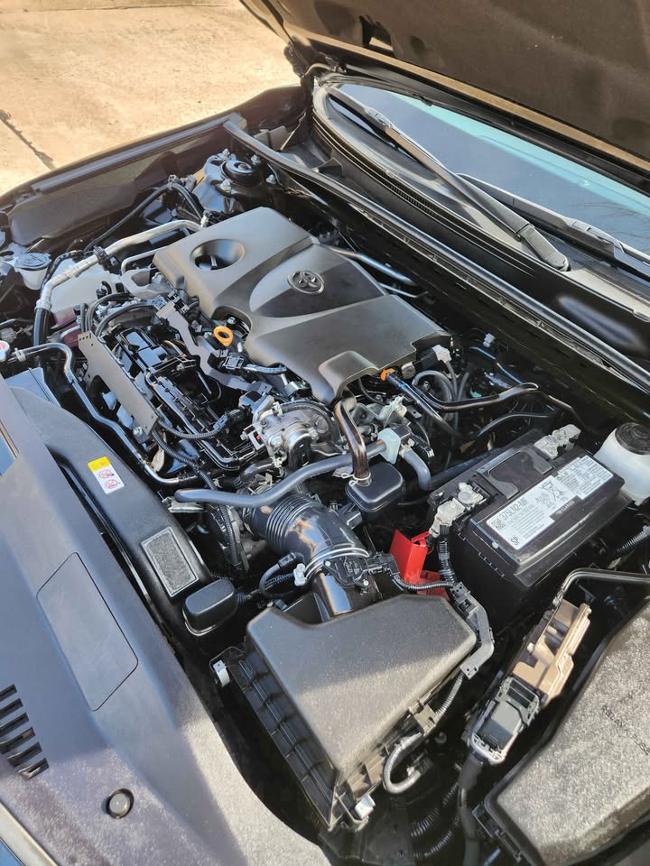 
								2023 Toyota Camry SE Nightshade Edition Sedan 4D full									