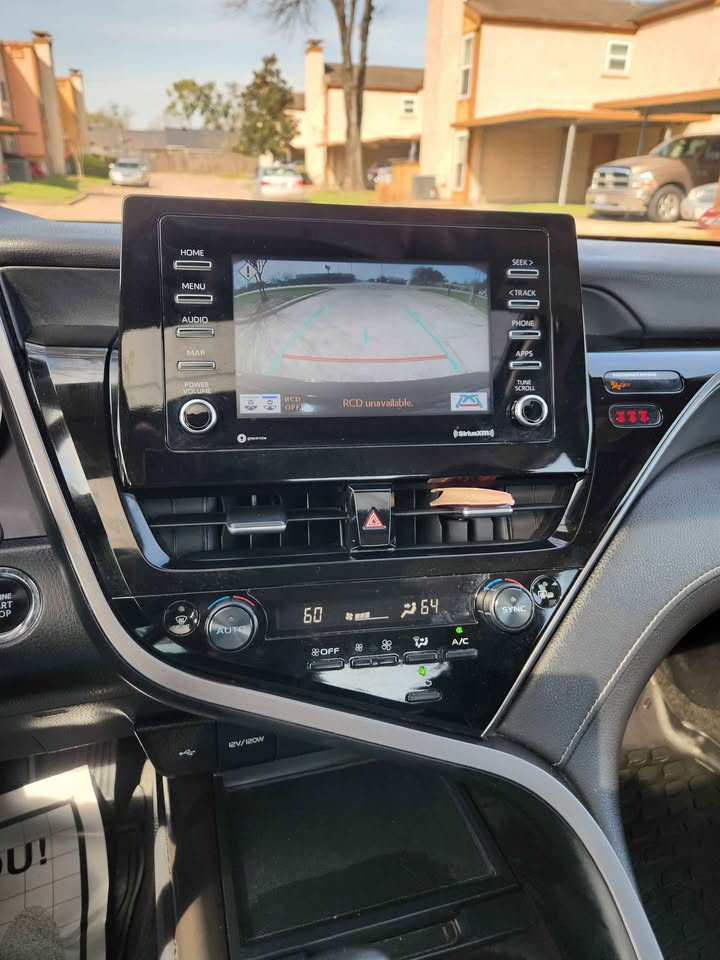 
								2023 Toyota Camry SE Nightshade Edition Sedan 4D full									